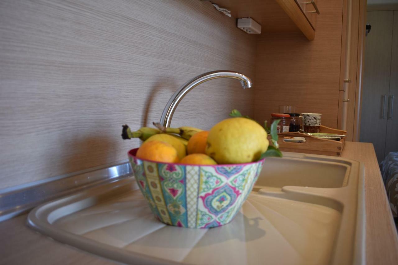 Small Apartment, Great View! Veria  Bagian luar foto